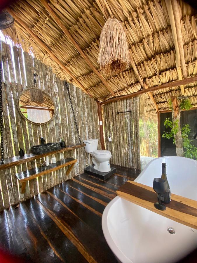 ホテル Nuscaa Boutique Tree House & Spa プエルト・モレロス エクステリア 写真